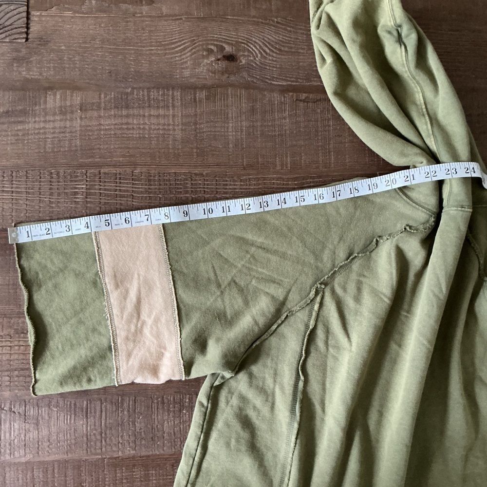 Easel Women’s Green and Cream Patchwork Hoodie - Picture 4 of 7